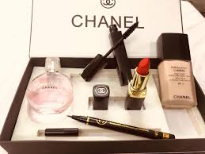 Chanel Gift Set (Foundation, Lipstick, Perfume, Mascara and Pencil)